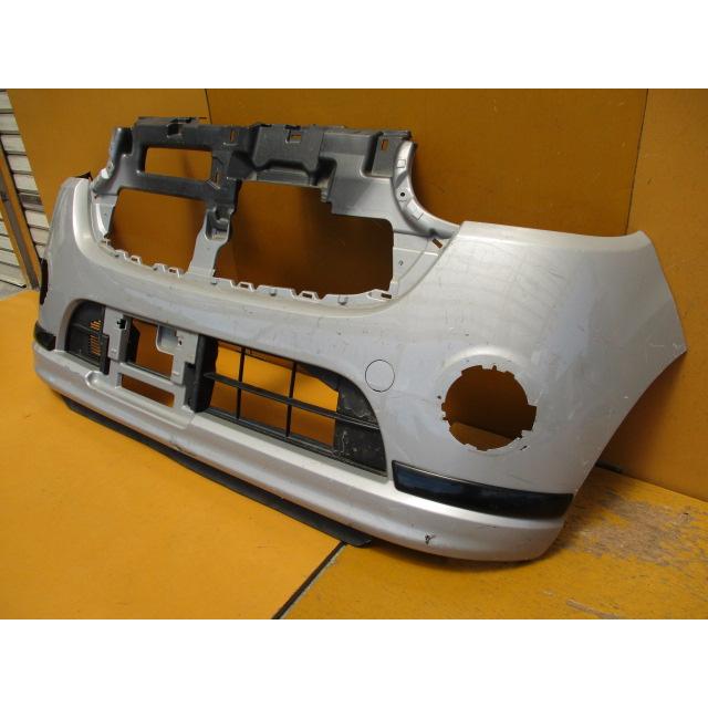 ムーブキャンバス ムーヴキャンバス LA800S 純正フロントバンパー