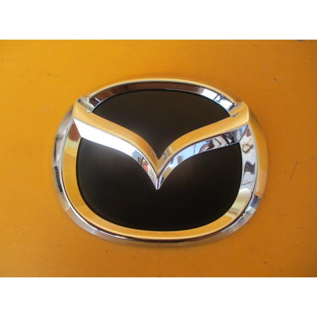マツダ（Mazda） キャロル HB36S 純正フロントバンパーエンブレム