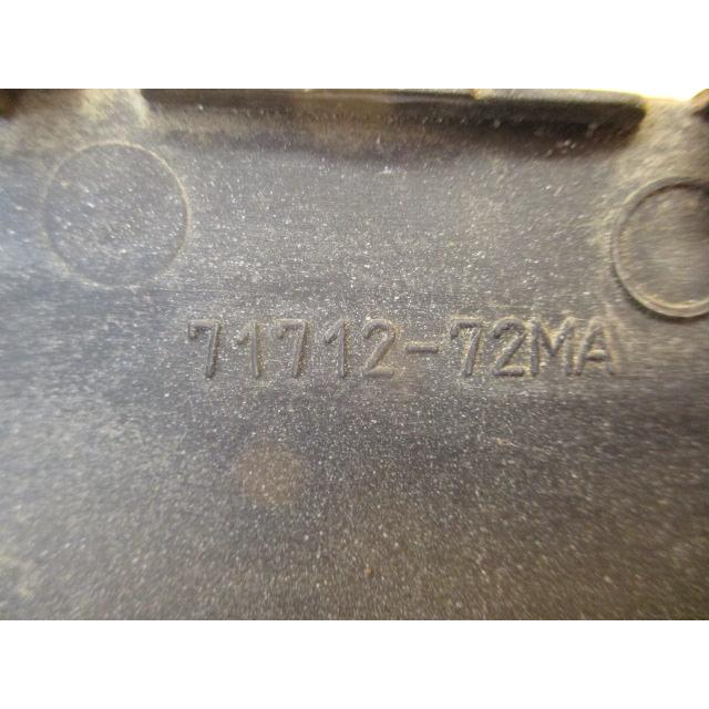 フレア MJ34S 純正フロントバンパー 牽引フックカバー 71712-72MA 水色