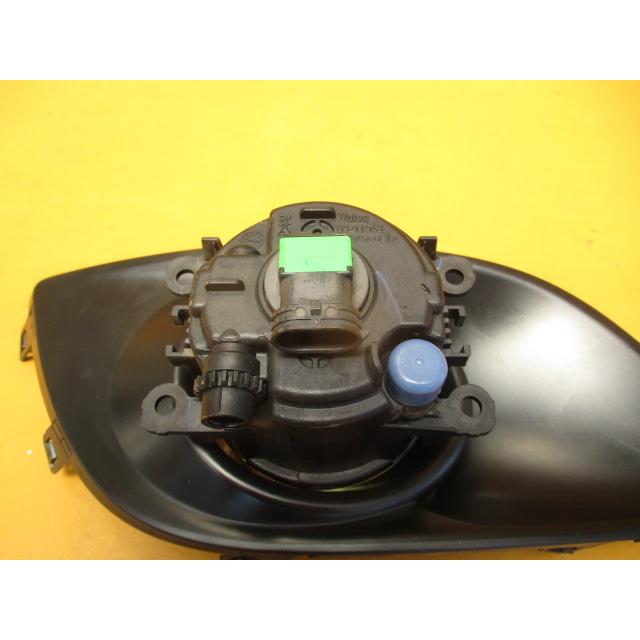 スイフト ZC72S ZD72S 前期 純正フロントバンパー 右フォグランプ