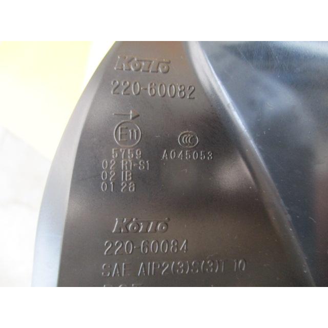 86 トヨタ86 DBA-ZN6 右テールレンズ Koito 220-60082 220-60084 SU003