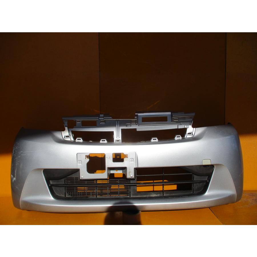 ムーヴ LA100S LA110S 純正フロントバンパー 52119-B2450 ムーブ(LA100S/LA110S)前期用!純正フロントバンパー シルバー 52119