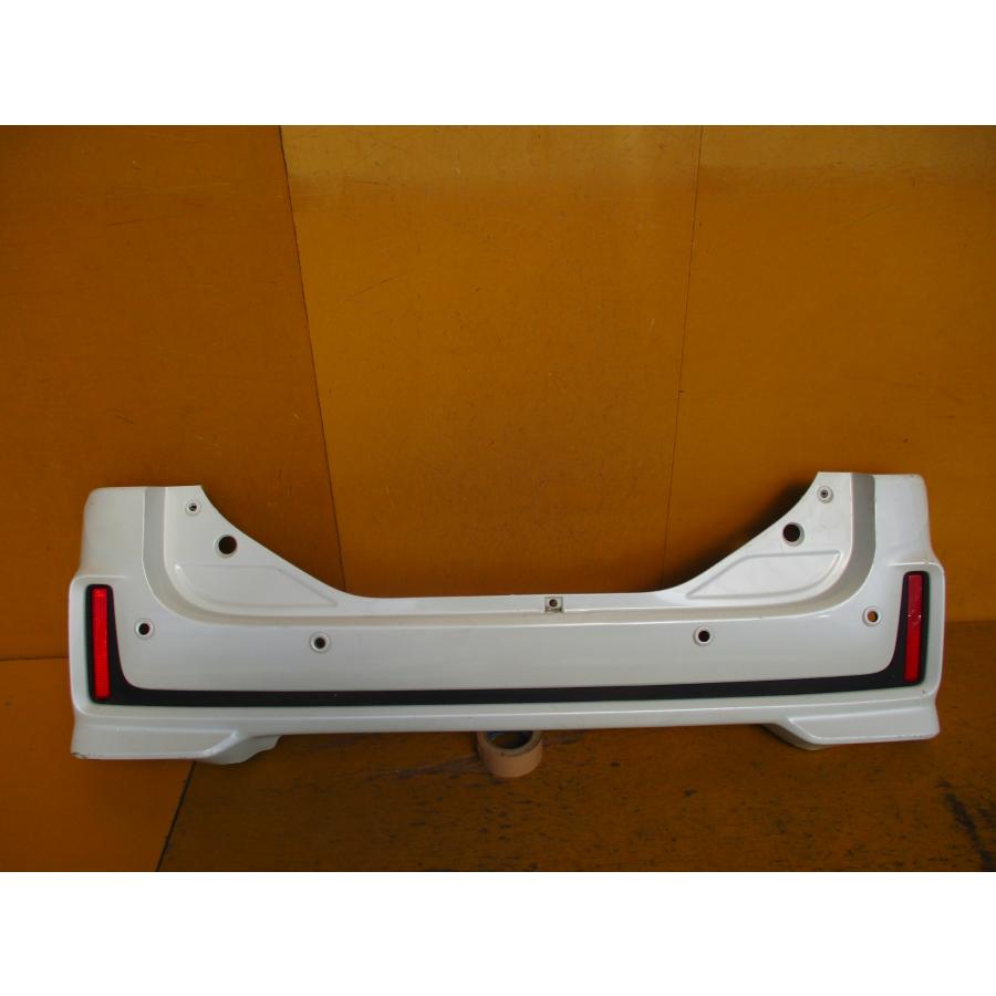 スペーシアカスタム　MK53Sリアバンパー　71811-79R5 (243) スペーシアカスタム(MK53S)用!純正リヤバンパー パール(ZVR) 71811