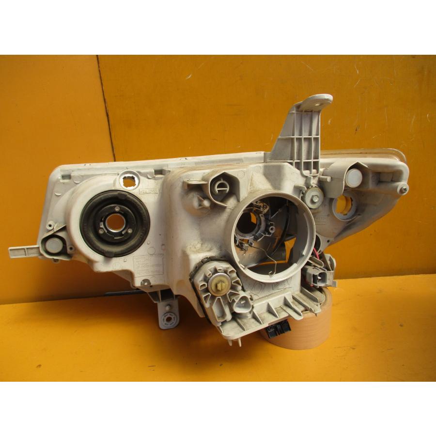 タントカスタム(L375S/L385S)用 純正ヘッドライト 右側 運転席側 HID