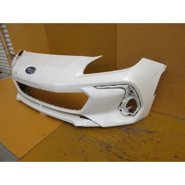 BRZ(ZD8)用 純正フロントバンパー パールホワイト 57704CC200 ホワイト