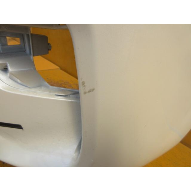 ランドクルーザー プラド(TRJ150W 150系)後期 純正フロントバンパー