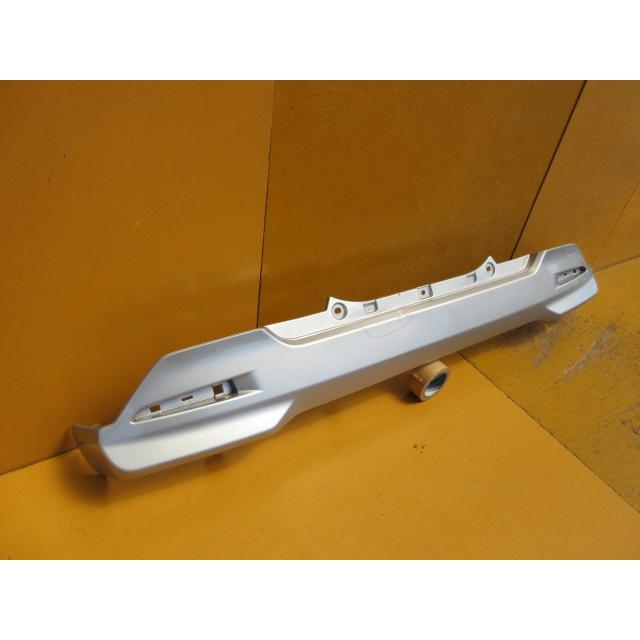 ルーミー/タンク(M900A/M910A)用!純正リヤバンパー シルバー 52159