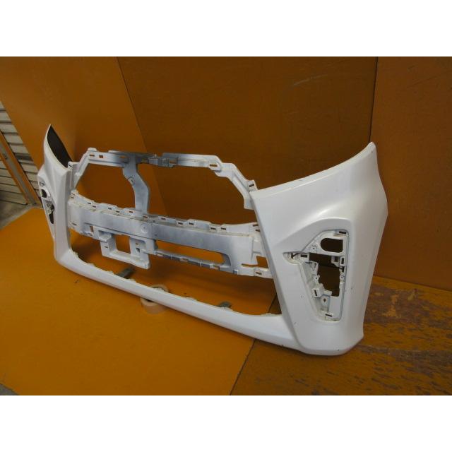 タントカスタム(LA650S/LA660S)前期 純正フロントバンパー パール