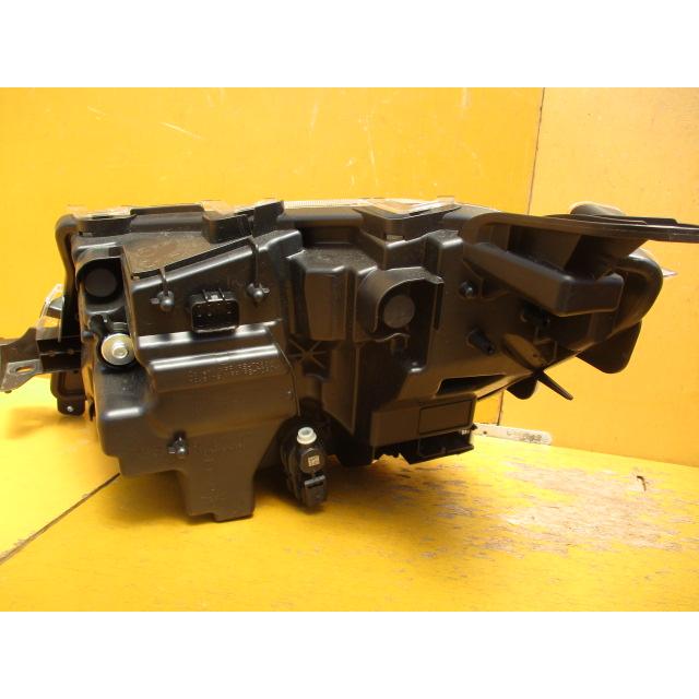 ルーミー ルーミー(M900A/M910A)後期用 純正LEDヘッドライト 右側 運転