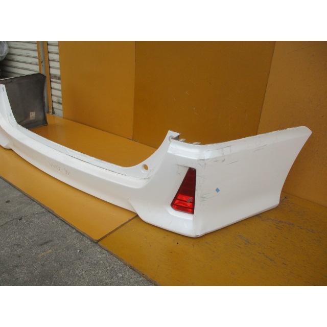 ノア Si ヴォクシー ZS ZRR80W ZRR85W 純正リアバンパー リフレクター