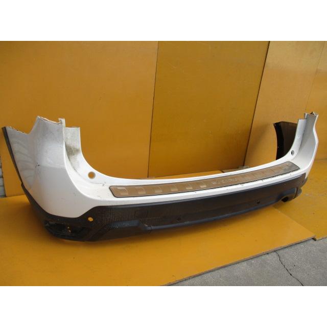 フォレスター SK9 SKE 純正リヤバンパーカーゴステップパネル
