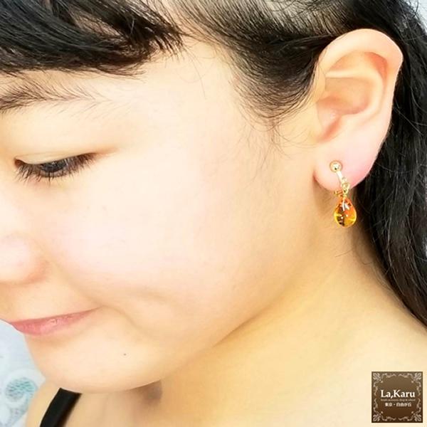 乳白色】クリスタルドロップピアス／イヤリング【La,Karuラ・カル