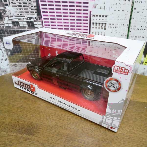 ジャダトイズ ミニカー 1972 DATSUN 620 PICKUP ダットサン