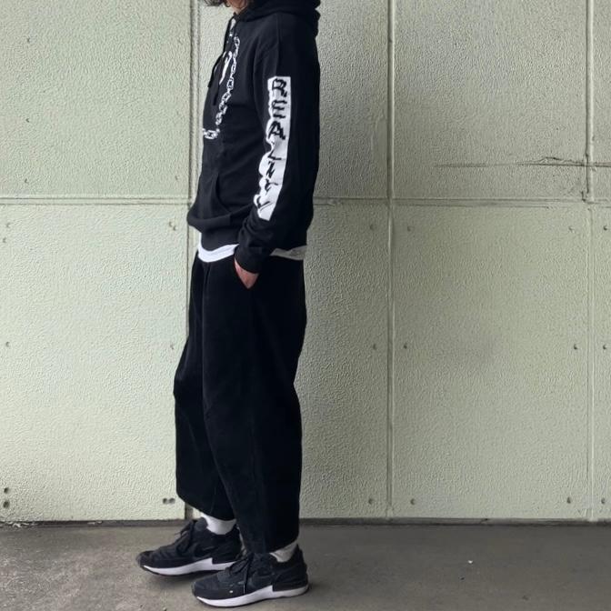 パーカー BAD ACID 袖プリント NO MORE REALITY HOODIE - BLACK (71%OFF)｜labo04onlineshop｜08