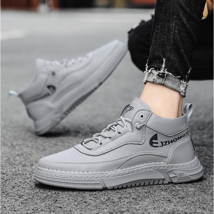 さらに半額 スニーカー メンズ 黒 カジュアルシューズ 靴 ハイカット ウォーキングシューズ くつ スポーツ 運動 おしゃれ シンプル 通気性 軽量 疲れない 紳士 秋冬 安心の正規仕入品 Superavila Com