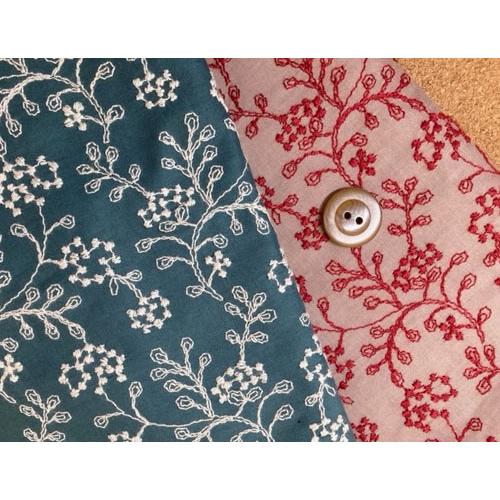 国産 ななかまど柄刺繍生地 クリスマス おオススメ生地1個