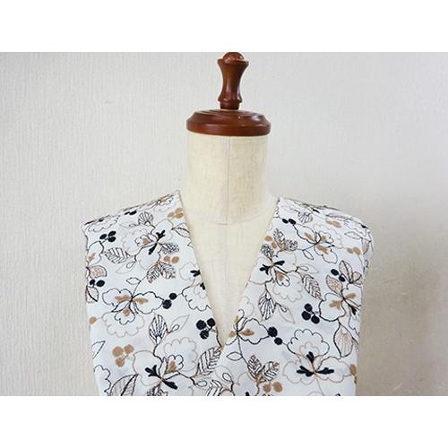 2色の糸のカラフルなレース 刺繍生地 国産 （4色）【1個