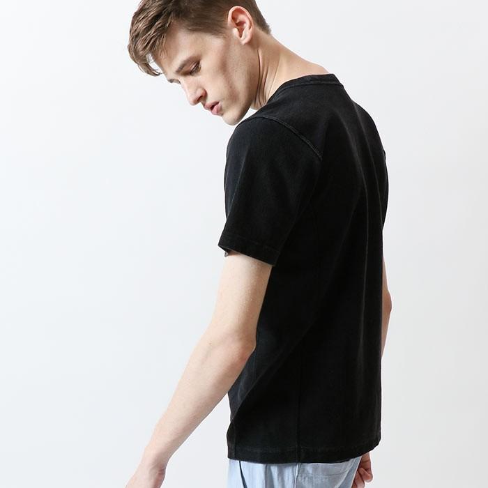 Champion（チャンピオン） リバースウィーブポケット付きTシャツ