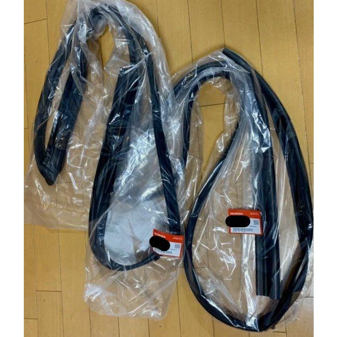 HONDA 純正 CIVIC 2/3DR EK4 EK9 96-00 フロントドア ガラスラン