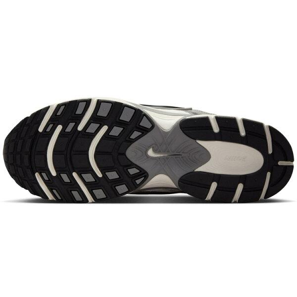 ナイキ NIKE V5 RNR ランニング シューズ メンズ HJ5228-009の画像