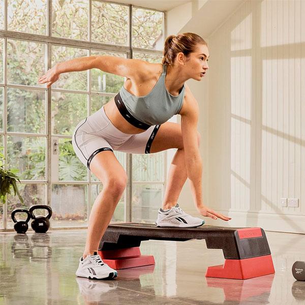 【未使用品】reebokステップ台 Reebok（リーボック） 踏み台 3台階調整 昇降台 エクササイズ ステップ