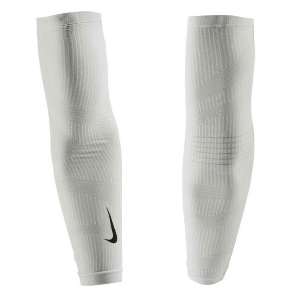 Nike アームカバー Mサイズ　新品 NIKE（ナイキ） ゾーンドアームスリーブ アームカバー 両腕用