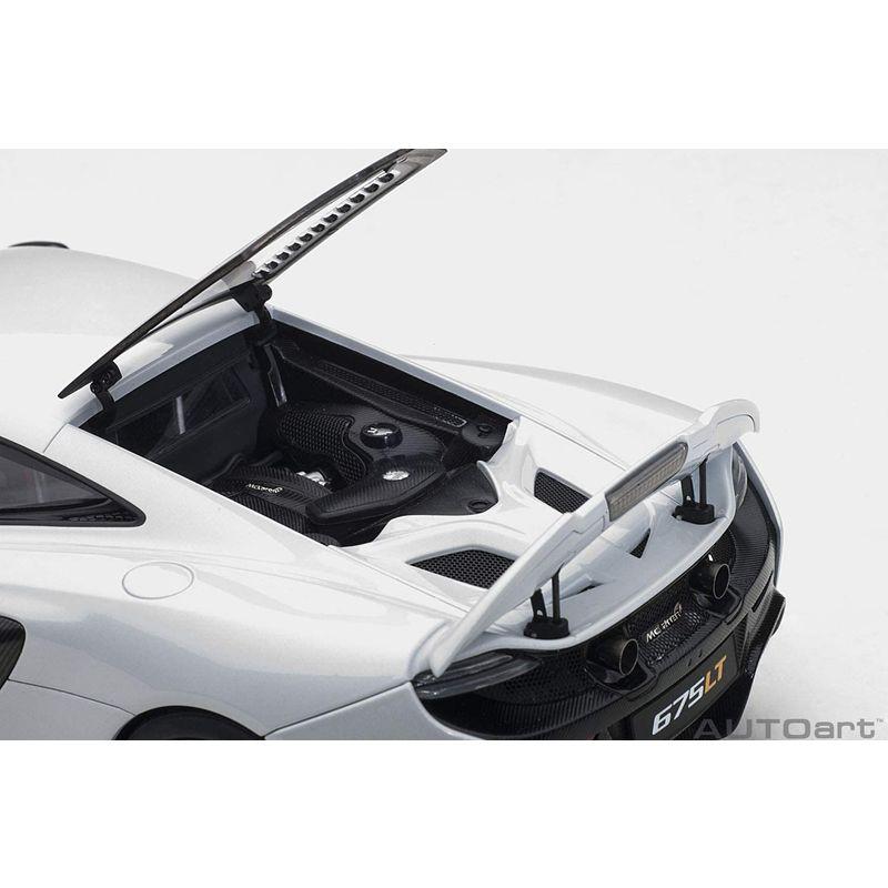 AUTOart 1/18 マクラーレン 675 LT メタリック・ホワイト 完成品
