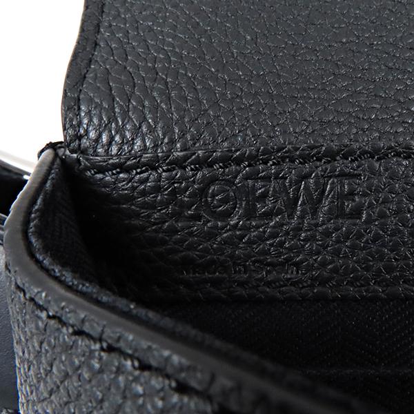 美品 LOEWE レザー ミリタリーバムバッグ ウエストポーチ LOEWE（ロエベ） MILITARY BUMBAG ミリタリーバムバッグ ウエスト