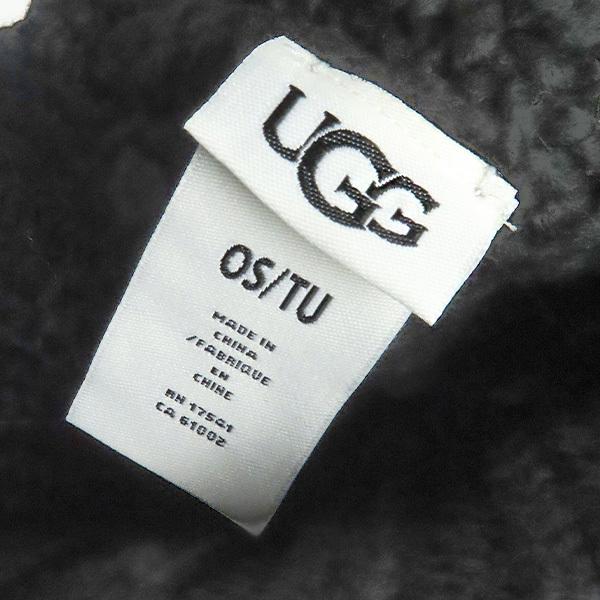 UGG（アグ） KNIT CABLE BEANIE WITH FAUX FUR POM ニットケーブル