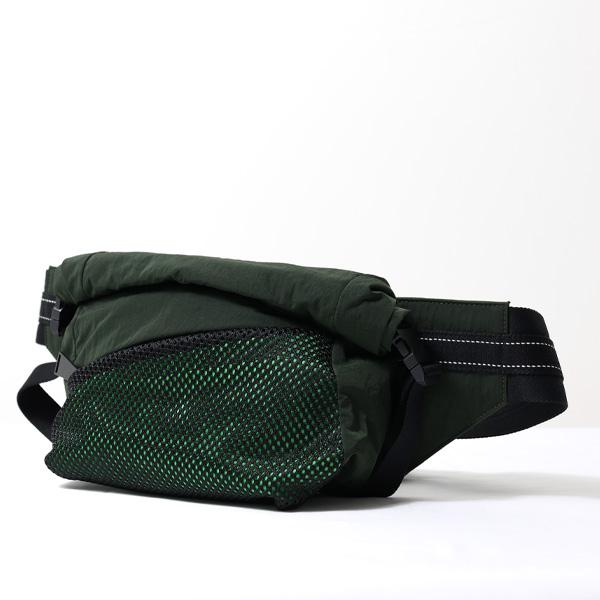 未使用・タグ付　ボッテガヴェネタ　テックナイロン　ベルトバック付　コート　黒 BOTTEGA VENETA（ボッテガ・ヴェネタ） ボッテガベネタ BELT BAG