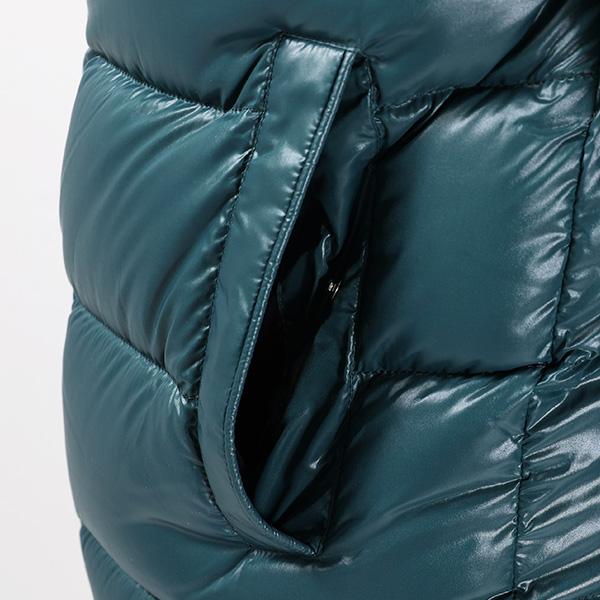 MONCLER ENFANT モンクレール Adilie ダウンジャケット アウター ショート丈 フードあり ロゴ キッズ 大人もOK 1A0009368950の画像