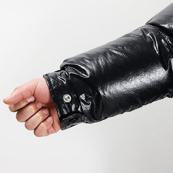 MONCLER モンクレール MAYA 70 ダウンジャケット ロゴ メンズ MONCLER モンクレール MAYA 70 ダウンジャケット ロゴ メンズ
