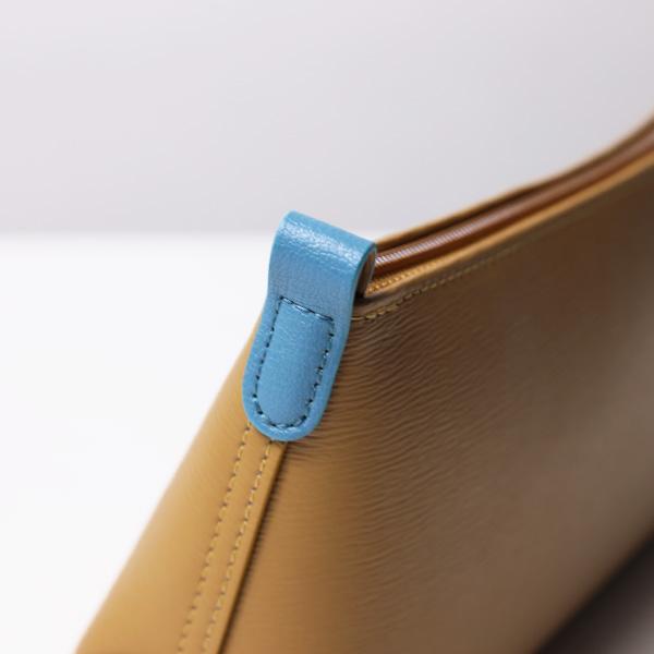 【美品】LONGCHAMP　バニティバッグ ポーチ レザー ゴールド金具 黒 LONGCHAMP（ロンシャン） Longcham Roseau Porch ポーチ ファスナー
