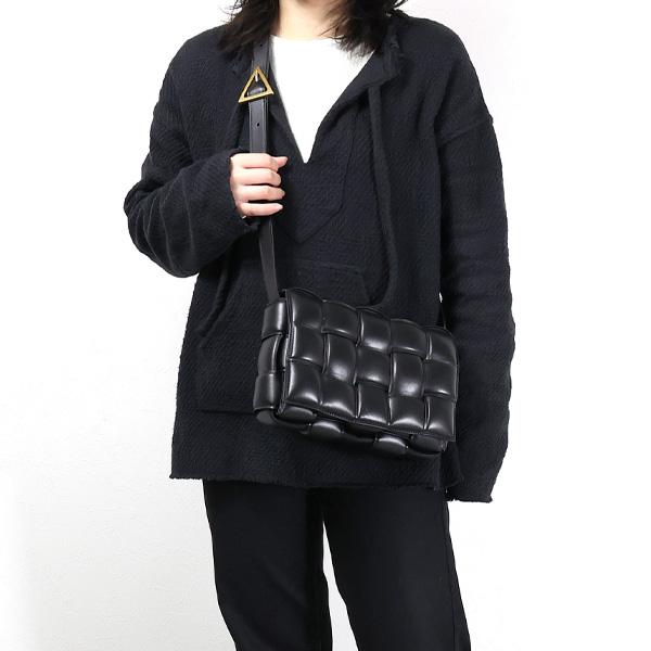 BOTTEGA VENETA ボッテガヴェネタ CASSETTE ショルダーバッグ