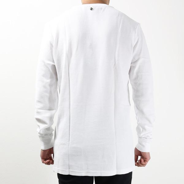 BALR.（ボーラー） Olaf Straight Round Rubber Badge Tシャツ 長袖