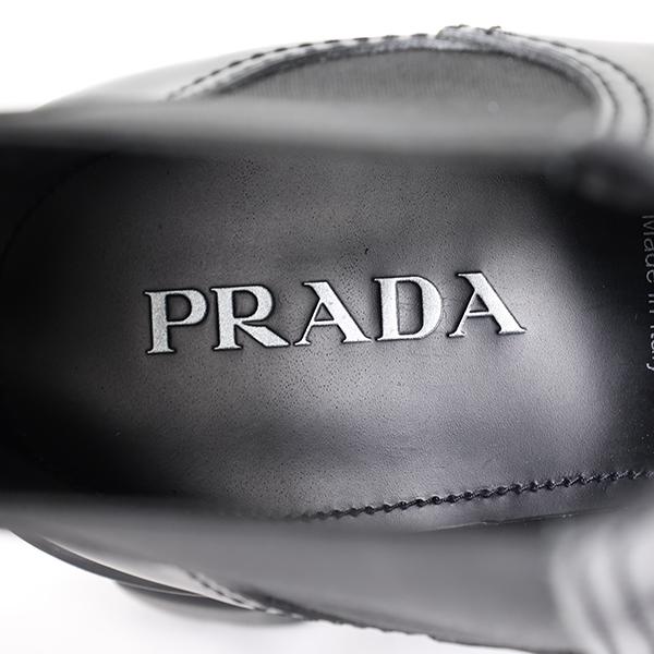 PRADA（プラダ） CHELSEA BOOTS ショートブーツ アンクルブーツ