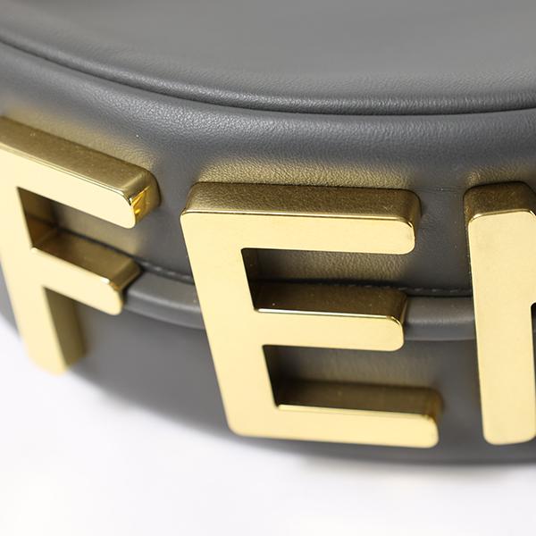FENDI フェンディ ラバーミニトート ハンドバッグ サークルロゴ ゴールド金具 ロゴ型押し エナメル パテントレザー ブラック 黒 FENDI フェンディ ラバーミニトートバッグ 極小ハンドバッグ サークル