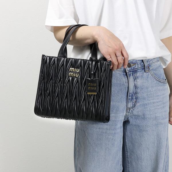 miu MIUMIU ミュウミュウ Matelasse Tote Bag トートバッグ miu MIUMIU ミュウミュウ Matelasse Tote Bag トートバッグ