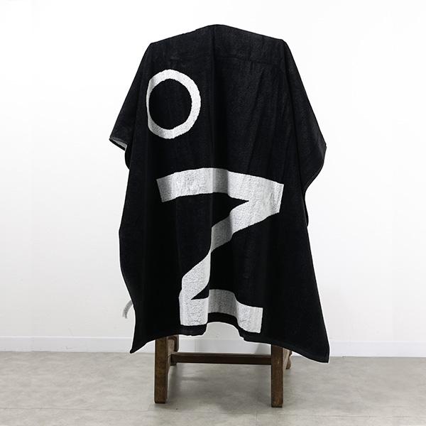 ビーチタオル / タオルケット 黒 Versace ビーチタオル / タオルケット 黒 Versace パーソナライズビーチ