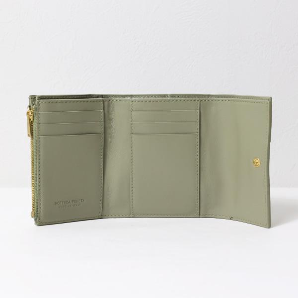 BOTTEGA VENETA（ボッテガ・ヴェネタ） CASSETTE TRI-FOLD WALLET 三