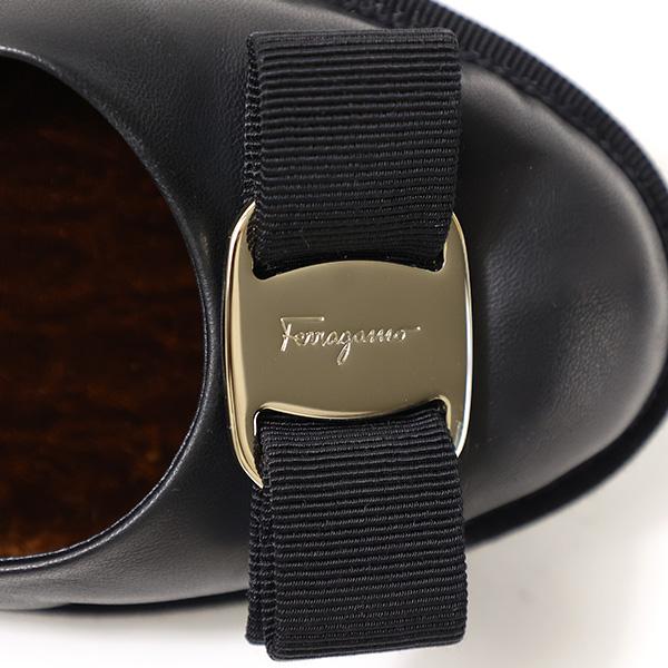 VARA（Salvatore Ferragamo） サルヴァトーレフェラガモ Nomadic