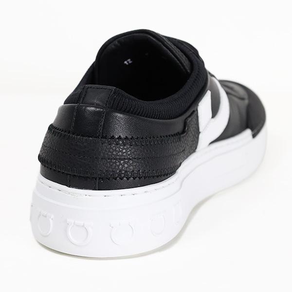 FERRAGAMO サルヴァトーレフェラガモ Gancini Sneakers