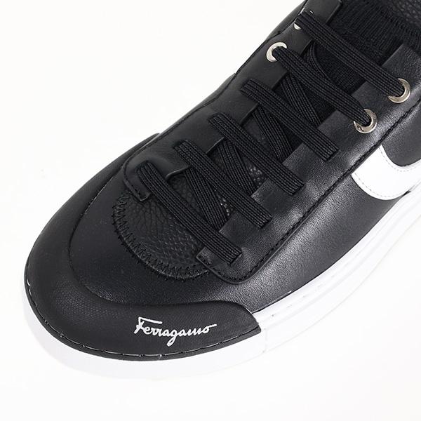 FERRAGAMO サルヴァトーレフェラガモ Gancini Sneakers