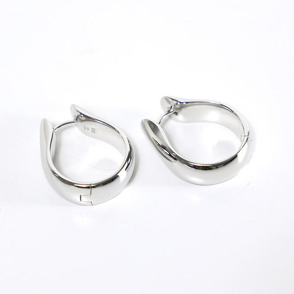 新品未使用 TOMWOOD トムウッド オイスター ピアス イヤリング シルバー TOM WOOD（トムウッド） Oyster Hoops Medium Earrings オイスター