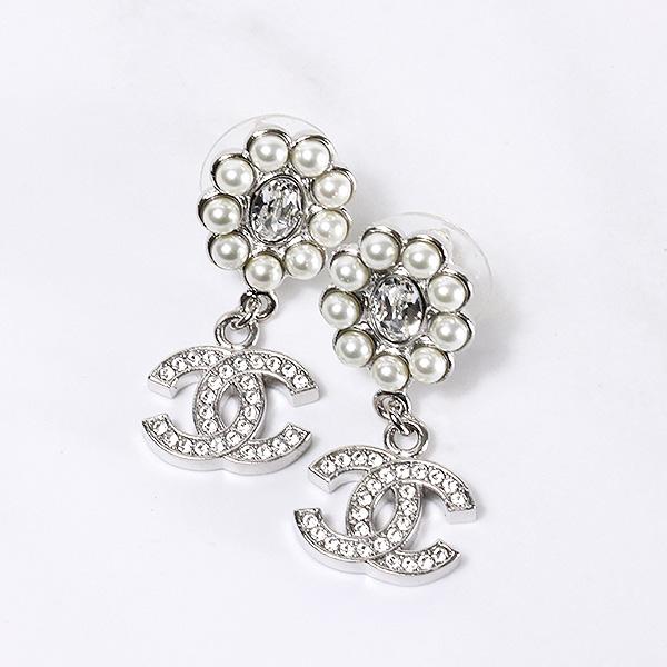 CHANEL シャネル Coco Mark Earrings ココマークイヤリング CHANEL シャネル Coco Mark Earrings ココマークイヤリング