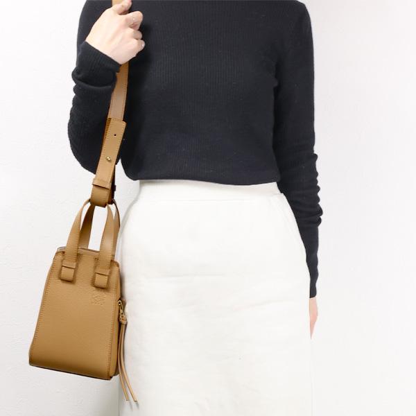 Hammock（LOEWE） LOEWE ロエベ COMPACT HAMMOCK BAG ハンモックバッグ