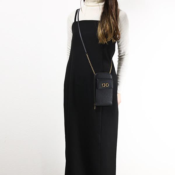 FERRAGAMO Salvatore Ferragamo サルヴァトーレフェラガモ