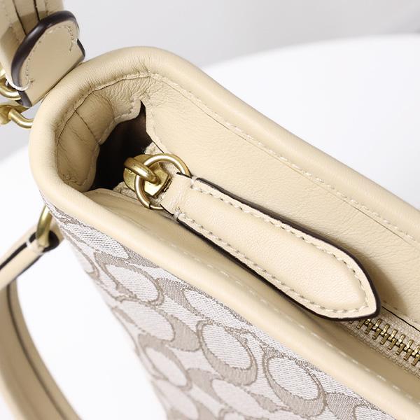 COACH（コーチ） Soft Tabby Hobo Signature Shoulder Bag C6659