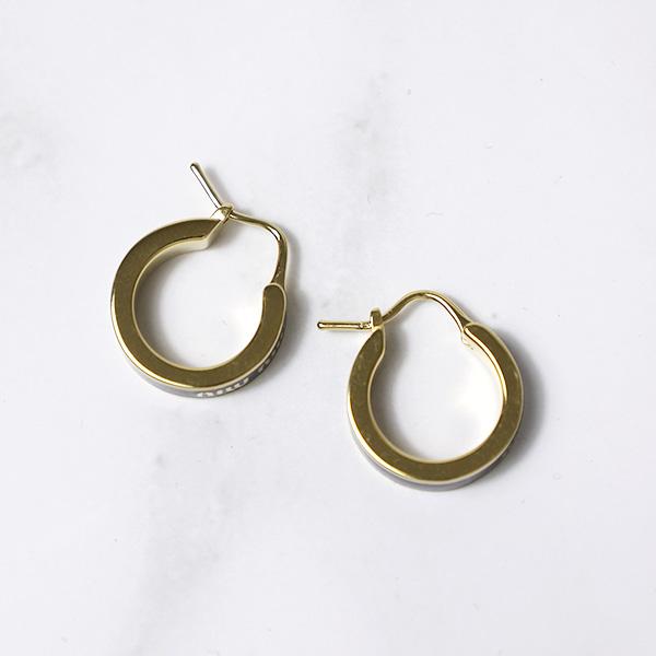miu miu（ミュウミュウ） Set of Enameled Metal Earrings ピアス