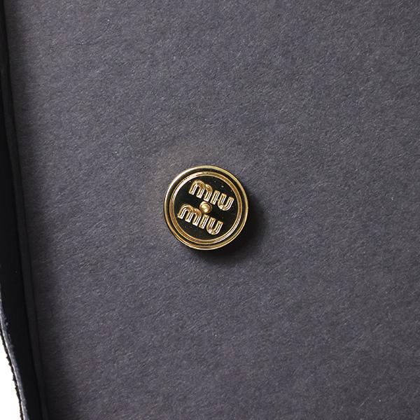 アクセサリー miumiu enamel l pierce black miu miu（ミュウミュウ） Enameled Metal Earrings ピアス スタッド